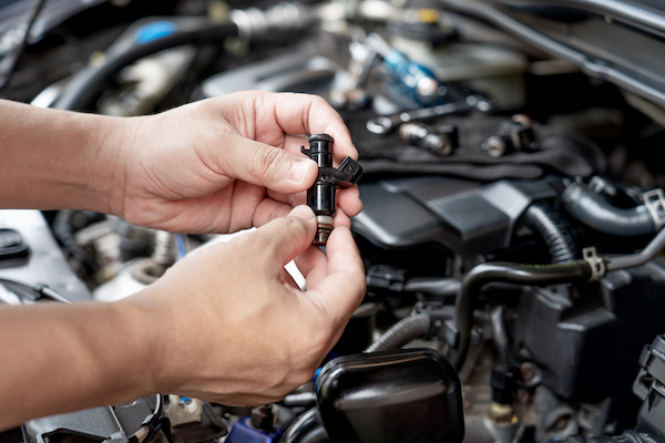 6 Signs Your Vehicle Needs a Fuel Injector Cleaning